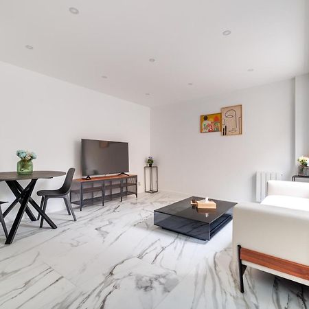 Spacious Flat For 4 People #1 Asnières 외부 사진